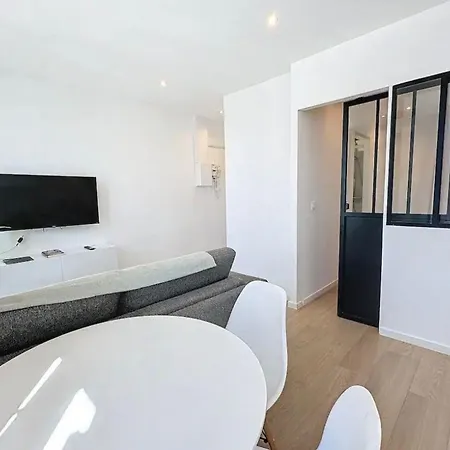 Providence - Helene Ii - Renovated 2-room In The Heart Of * Cannes